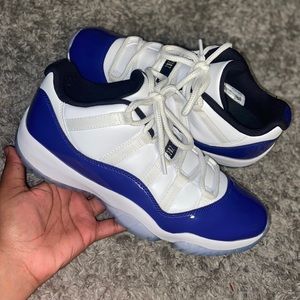 WMNS AIR JORDAN 11 RETRO LOW